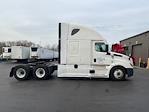Used 2021 Freightliner Cascadia Detroit DD15AT Semi Truck with Sleeper Cab for sale #334451 - photo 8