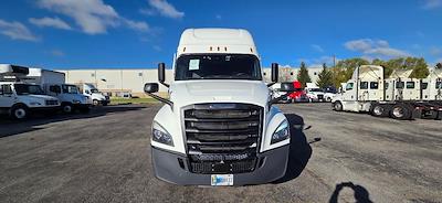 Used 2021 Freightliner Cascadia Detroit DD15AT Semi Truck with Sleeper Cab for sale #334461 - photo 2