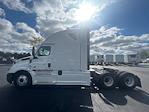 Used 2021 Freightliner Cascadia Detroit DD15AT Semi Truck with Sleeper Cab for sale #334473 - photo 4