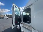 Used 2021 Freightliner Cascadia Detroit DD15AT Semi Truck with Sleeper Cab for sale #334473 - photo 9