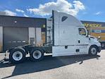 Used 2021 Freightliner Cascadia Detroit DD15AT Semi Truck with Sleeper Cab for sale #334477 - photo 8