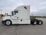 Used 2021 Freightliner Cascadia Detroit DD15AT Semi Truck with Sleeper Cab for sale #334503 - photo 4