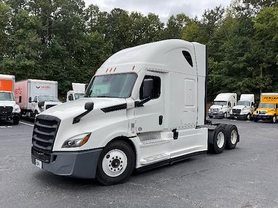 Used 2021 Freightliner Cascadia Detroit DD15AT Semi Truck with Sleeper Cab for sale #334519 - photo 2