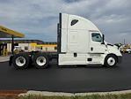 Used 2021 Freightliner Cascadia Detroit DD15AT Semi Truck with Sleeper Cab for sale #334526 - photo 8