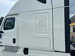 Used 2021 Freightliner Cascadia Detroit DD15AT Semi Truck with Sleeper Cab for sale #334527 - photo 22