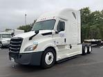 Used 2021 Freightliner Cascadia Detroit DD15AT Semi Truck with Sleeper Cab for sale #334550 - photo 3