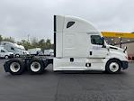 Used 2021 Freightliner Cascadia Detroit DD15AT Semi Truck with Sleeper Cab for sale #334550 - photo 8