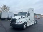 Used 2021 Freightliner Cascadia Detroit DD15AT Semi Truck with Sleeper Cab for sale #334552 - photo 3