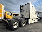 Used 2021 Freightliner Cascadia Detroit DD15AT Semi Truck with Sleeper Cab for sale #334559 - photo 6