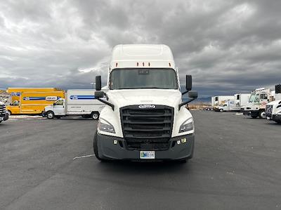 Used 2021 Freightliner Cascadia Detroit DD15AT Semi Truck with Sleeper Cab for sale #334567 - photo 2