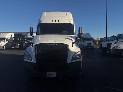 Used 2021 Freightliner Cascadia Detroit DD15AT Semi Truck with Sleeper Cab for sale #334569 - photo 2