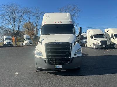 Used 2021 Freightliner Cascadia Detroit DD15AT Semi Truck with Sleeper Cab for sale #334583 - photo 2