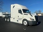 Used 2021 Freightliner Cascadia Detroit DD15AT Semi Truck with Sleeper Cab for sale #334583 - photo 1