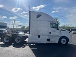 Used 2021 Freightliner Cascadia Detroit DD15AT Semi Truck with Sleeper Cab for sale #334592 - photo 8