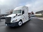 Used 2021 Freightliner Cascadia Detroit DD15AT Semi Truck with Sleeper Cab for sale #334597 - photo 3
