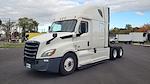 Used 2021 Freightliner Cascadia Detroit DD15AT Semi Truck with Sleeper Cab for sale #334607 - photo 3