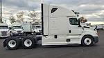 Used 2021 Freightliner Cascadia Detroit DD15AT Semi Truck with Sleeper Cab for sale #334607 - photo 8