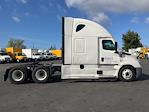 Used 2021 Freightliner Cascadia Detroit DD15AT Semi Truck with Sleeper Cab for sale #334611 - photo 8