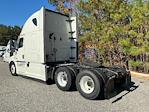 Used 2021 Freightliner Cascadia Detroit DD15AT Semi Truck with Sleeper Cab for sale #334621 - photo 5