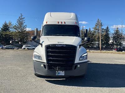 Used 2021 Freightliner Cascadia Detroit DD15AT Semi Truck with Sleeper Cab for sale #334626 - photo 2