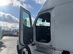 Used 2021 Freightliner Cascadia Detroit DD15AT Semi Truck with Sleeper Cab for sale #334628 - photo 9