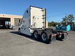 Used 2021 Freightliner Cascadia Detroit DD15AT Semi Truck with Sleeper Cab for sale #334631 - photo 5