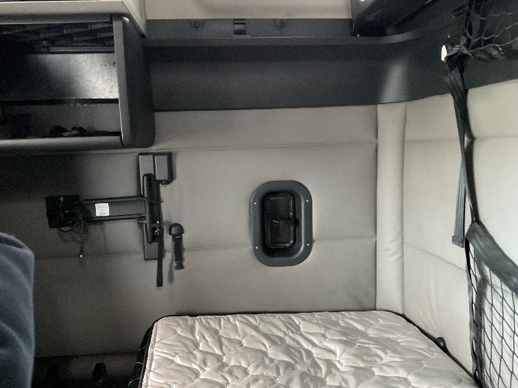 Used 2021 Freightliner Cascadia - photo 21