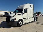 Used 2021 Freightliner Cascadia Detroit DD15AT Semi Truck with Sleeper Cab for sale #334632 - photo 1