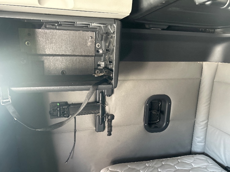 Used 2021 Freightliner Cascadia - photo 21