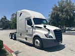 Used 2021 Freightliner Cascadia Detroit DD15AT Semi Truck with Sleeper Cab for sale #334649 - photo 1