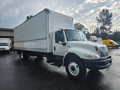 Used 2020 International MV Box Truck with Liftgate for sale #336515 - photo 1