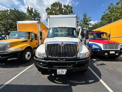 Used 2020 International MV Box Truck with Liftgate for sale #336550 - photo 2