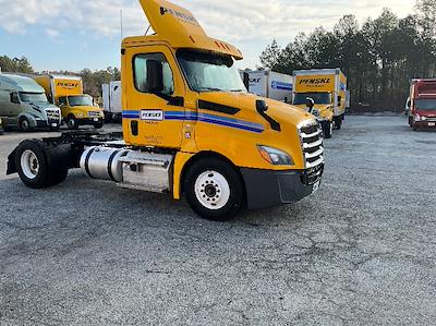 Used 2020 Freightliner Cascadia Detroit DD13 Semi Truck for sale #337328 - photo 1