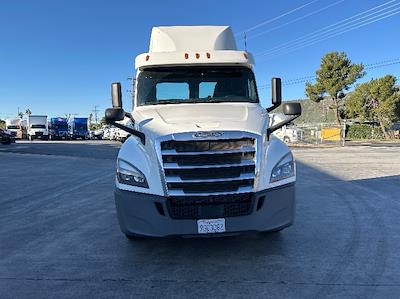 Used 2020 Freightliner Cascadia Detroit DD13 Semi Truck for sale #337450 - photo 2