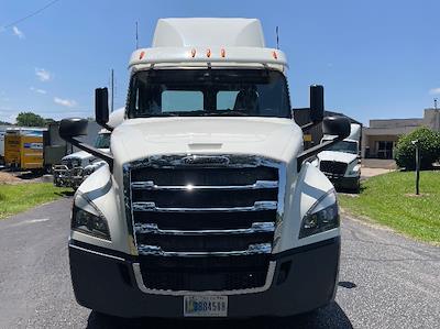 Used 2020 Freightliner Cascadia Detroit DD13 Semi Truck for sale #337468 - photo 2