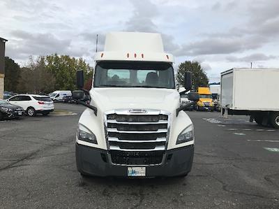 Used 2020 Freightliner Cascadia Detroit DD13 Semi Truck for sale #337484 - photo 2