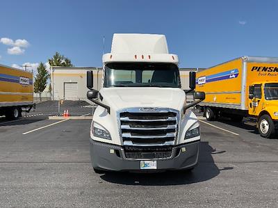 Used 2020 Freightliner Cascadia Detroit DD13 Semi Truck for sale #337574 - photo 2