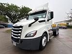 Used 2020 Freightliner Cascadia Detroit DD13 Semi Truck for sale #337583 - photo 3