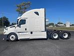 Used 2020 Freightliner Cascadia Detroit DD15AT Semi Truck with Sleeper Cab for sale #337648 - photo 4