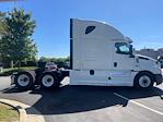 Used 2020 Freightliner Cascadia Detroit DD15AT Semi Truck with Sleeper Cab for sale #337648 - photo 8