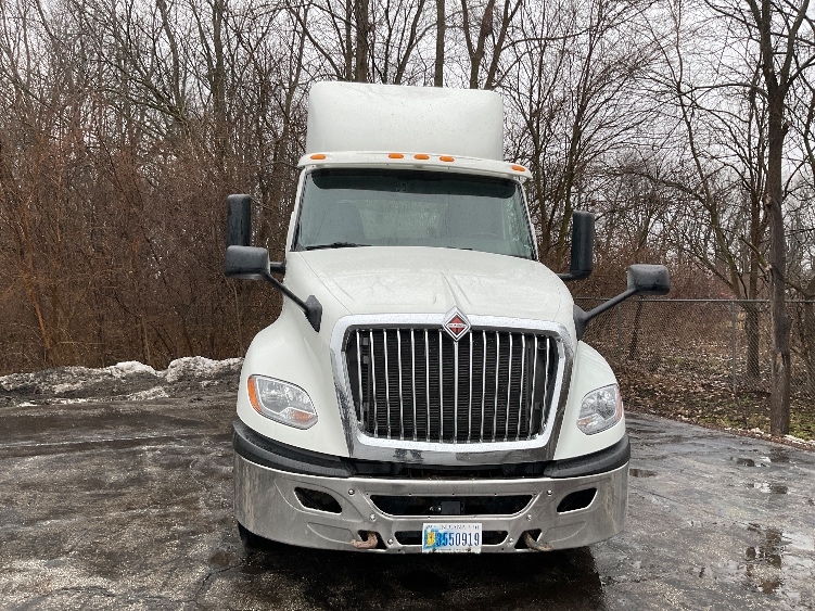 Used 2020 International LT - photo 2