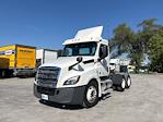 Used 2020 Freightliner Cascadia Cummins X15 Semi Truck for sale #338295 - photo 3