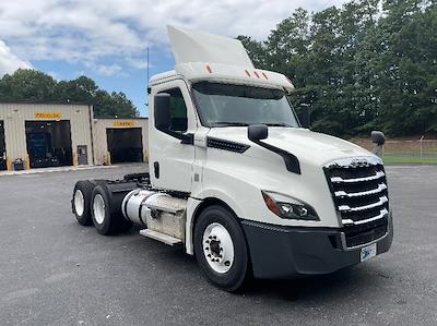 Used 2020 Freightliner Cascadia Cummins X15 Semi Truck for sale #338361 - photo 1