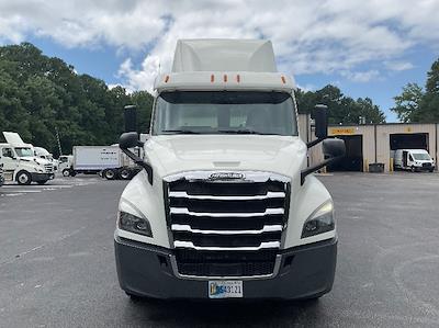 Used 2020 Freightliner Cascadia Cummins X15 Semi Truck for sale #338361 - photo 2