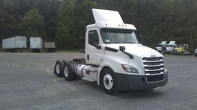 Used 2020 Freightliner Cascadia Cummins X15 Semi Truck for sale #338365 - photo 1