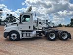 Used 2020 Freightliner Cascadia Cummins X15 Semi Truck for sale #338395 - photo 4