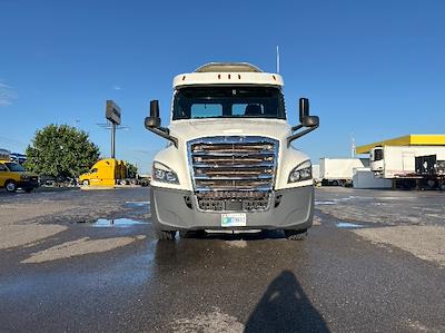 Used 2020 Freightliner Cascadia Cummins X15 Semi Truck for sale #338404 - photo 2