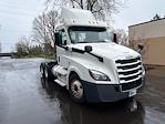 Used 2020 Freightliner Cascadia Cummins X15 Semi Truck for sale #338410 - photo 1