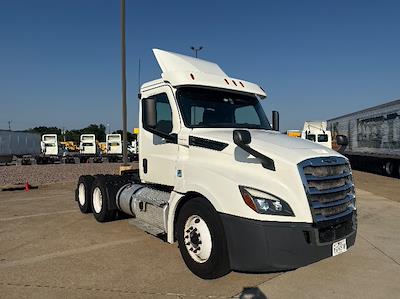 Used 2020 Freightliner Cascadia Cummins X15 Semi Truck for sale #338412 - photo 1