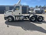 Used 2020 Freightliner Cascadia Cummins X15 Semi Truck for sale #338439 - photo 4